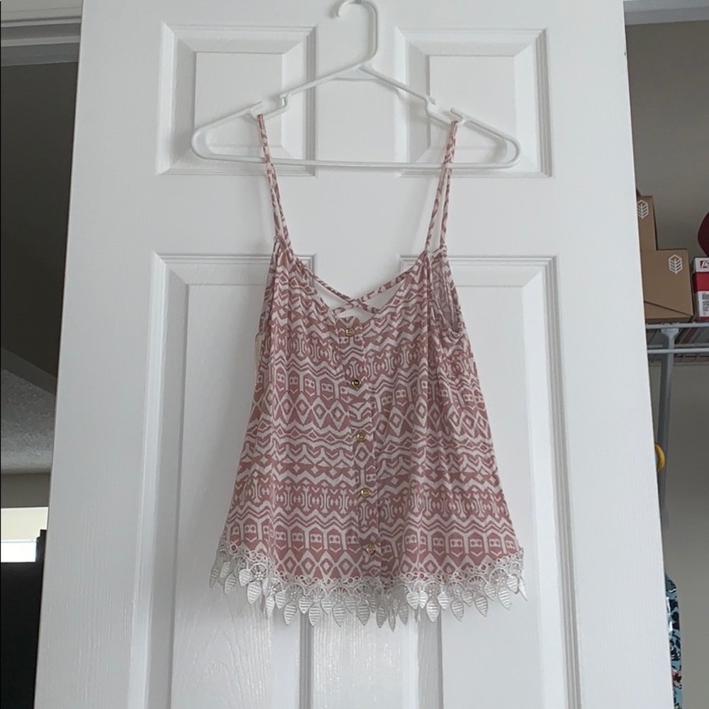 🌻Flowy tank/cropped shirt!